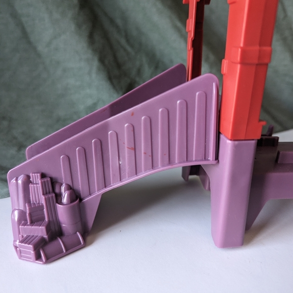 Thomas & Friends fix'em Up Friends Track Piece Loose Ramp Plastic Purple Red Toy - Picture 8 of 12